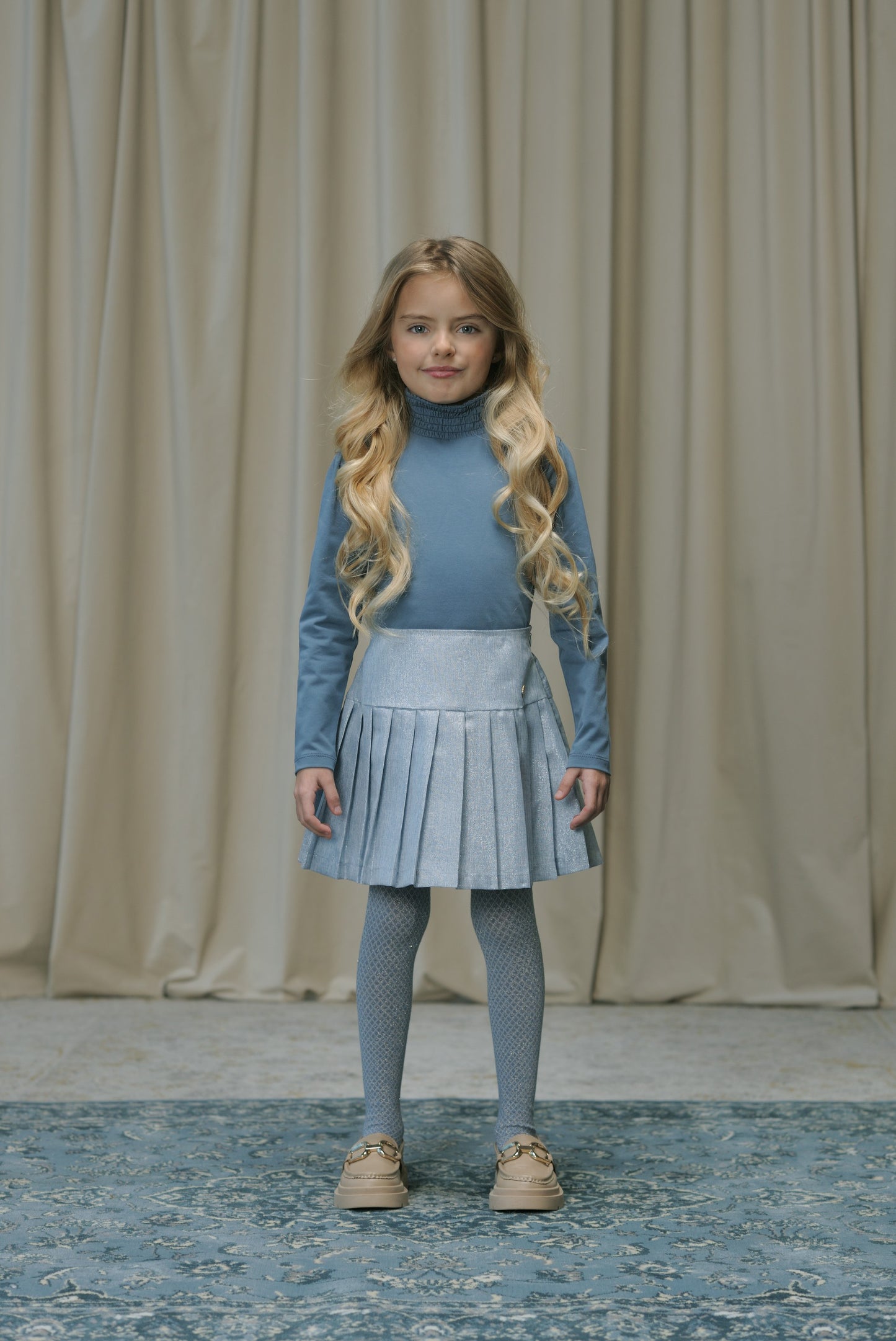 C508-5420 Smocked Collar Mockneck Shirt