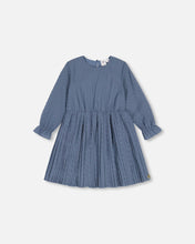 Load image into Gallery viewer, Chiffony Blue Pleated Heart Dress F20O91