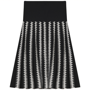 Patterned Pleated Knit Skirt YT1641